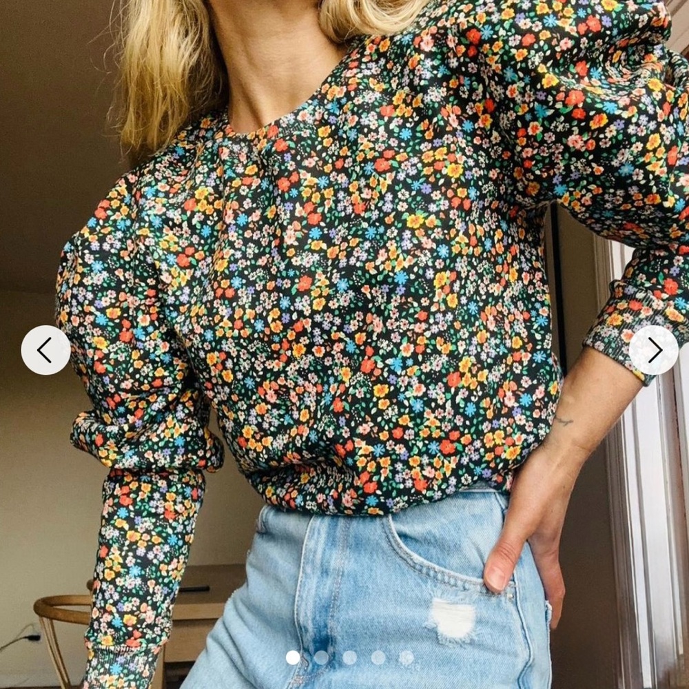 Zara Flower Puff-Sleeve Women’s Sweater